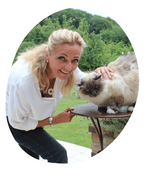 Portrait Corinne Dupeyrat avec son chat
